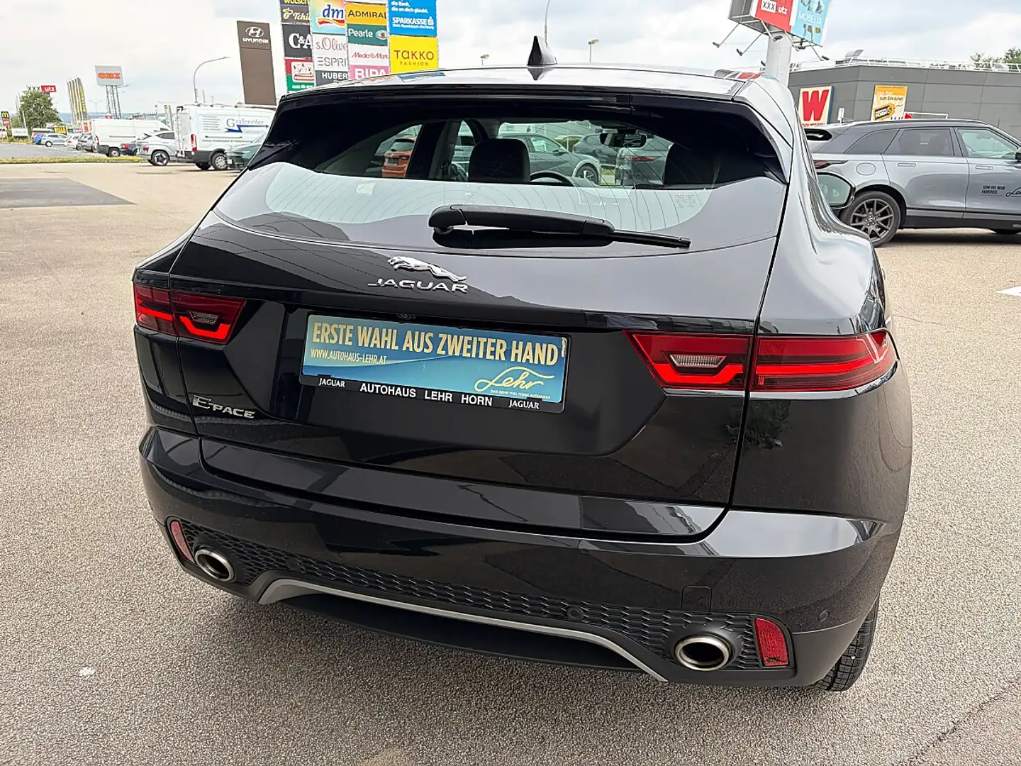 Jaguar E-Pace 2.0DI4 D180 S AWD Aut. Schwarz - 2