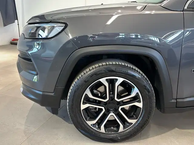 Jeep Compass view 7
