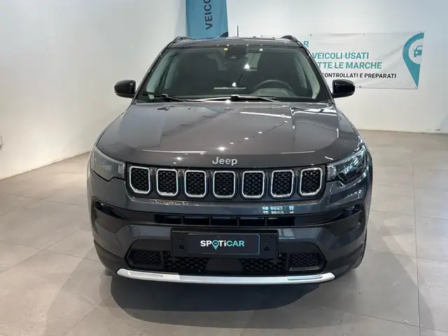 Jeep Compass view 2