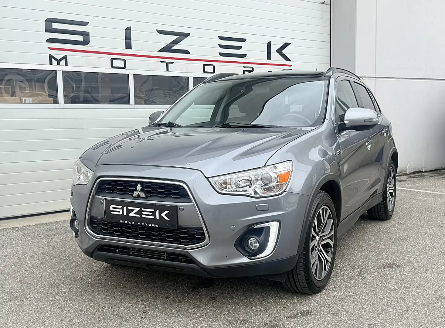 Mitsubishi ASX 2,2 DI-D Instyle Aut.|4WD|AHK|PANO|NAVI|RFK Silber - 1