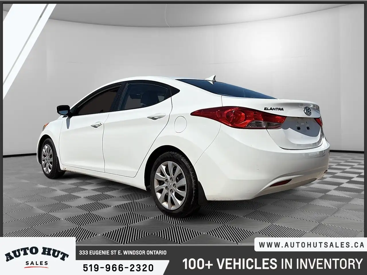 Hyundai ELANTRA снимка Hyundai ELANTRA