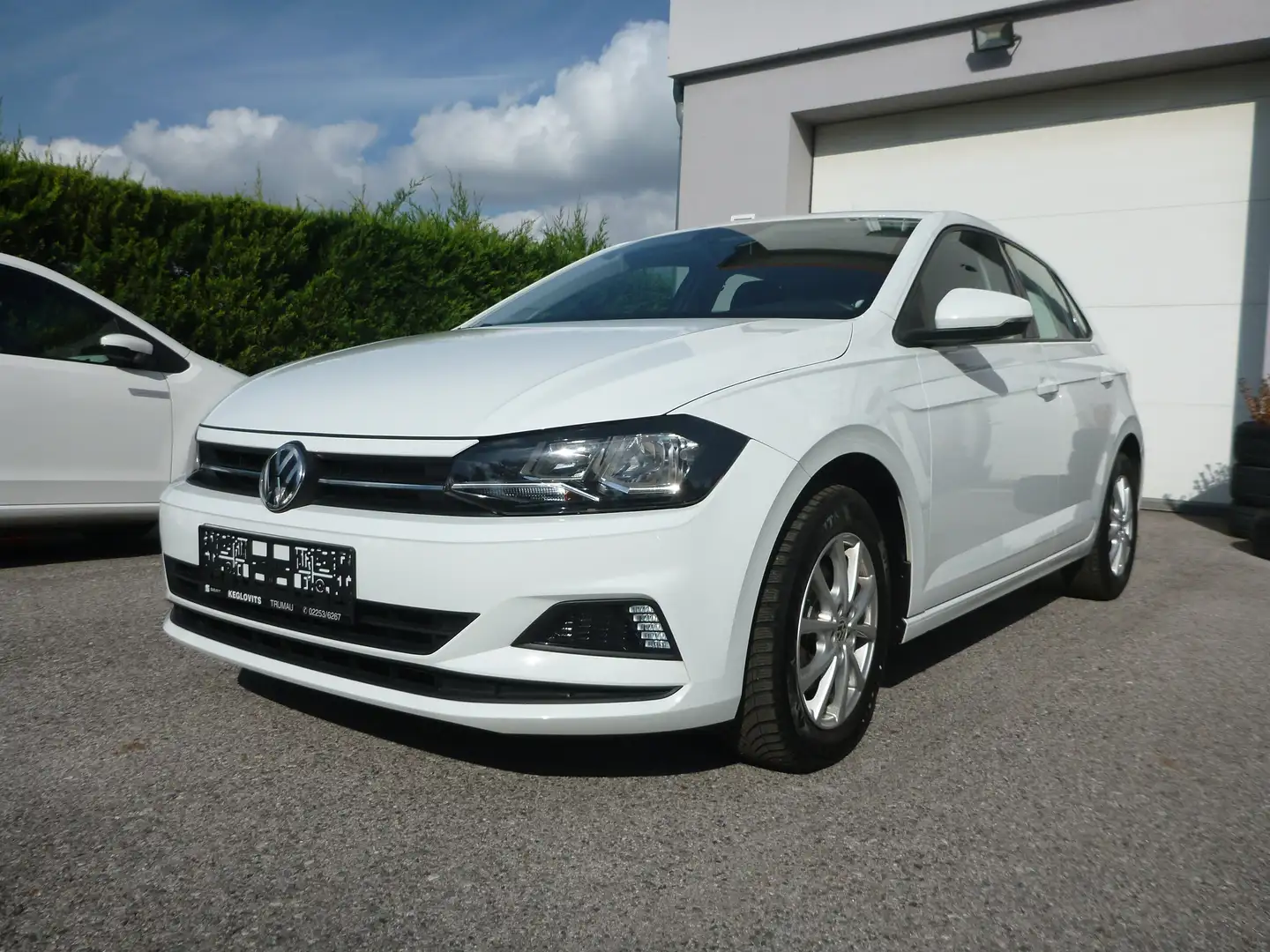 Volkswagen Polo Comfortline TDI SCR APP-CONNECT FRONTASSIST ALU Weiß - 2
