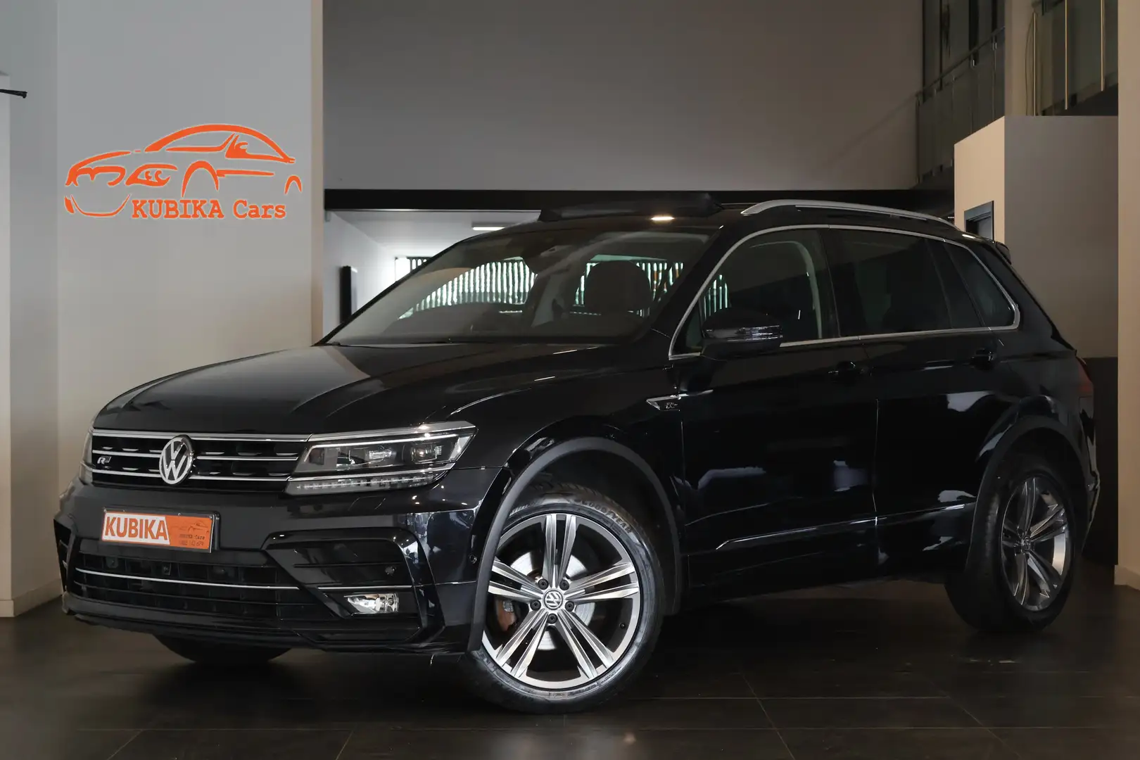 Volkswagen Tiguan 2.0 TDI 4Motion R-Line Pano ACC TrekH Garantie* Black - 1