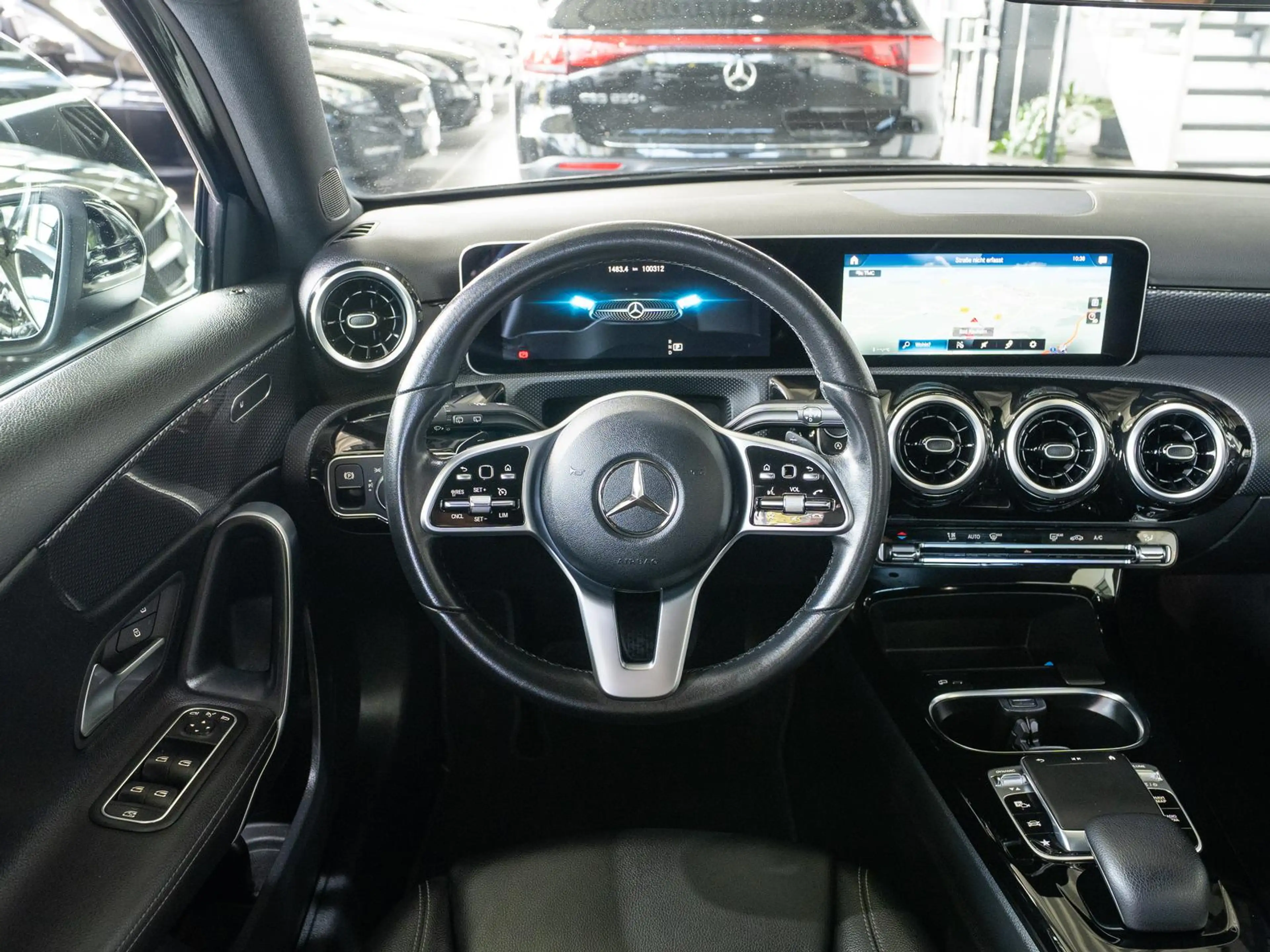 Mercedes-Benz A 220 7G-DCT *LED*TOTWINKEL*WIDESCREEN*MBUX* — photo 15