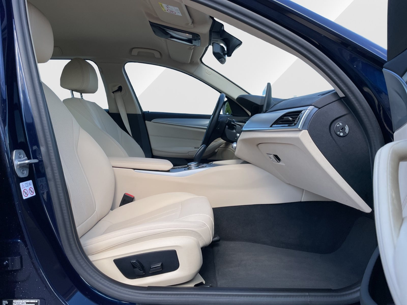 BMW 530 e Touring | Live Cockpit Prof. | DAB | Leder | Spi — photo 14
