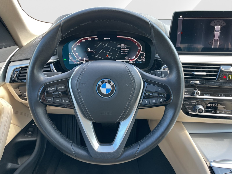 BMW 530 e Touring | Live Cockpit Prof. | DAB | Leder | Spi — photo 9