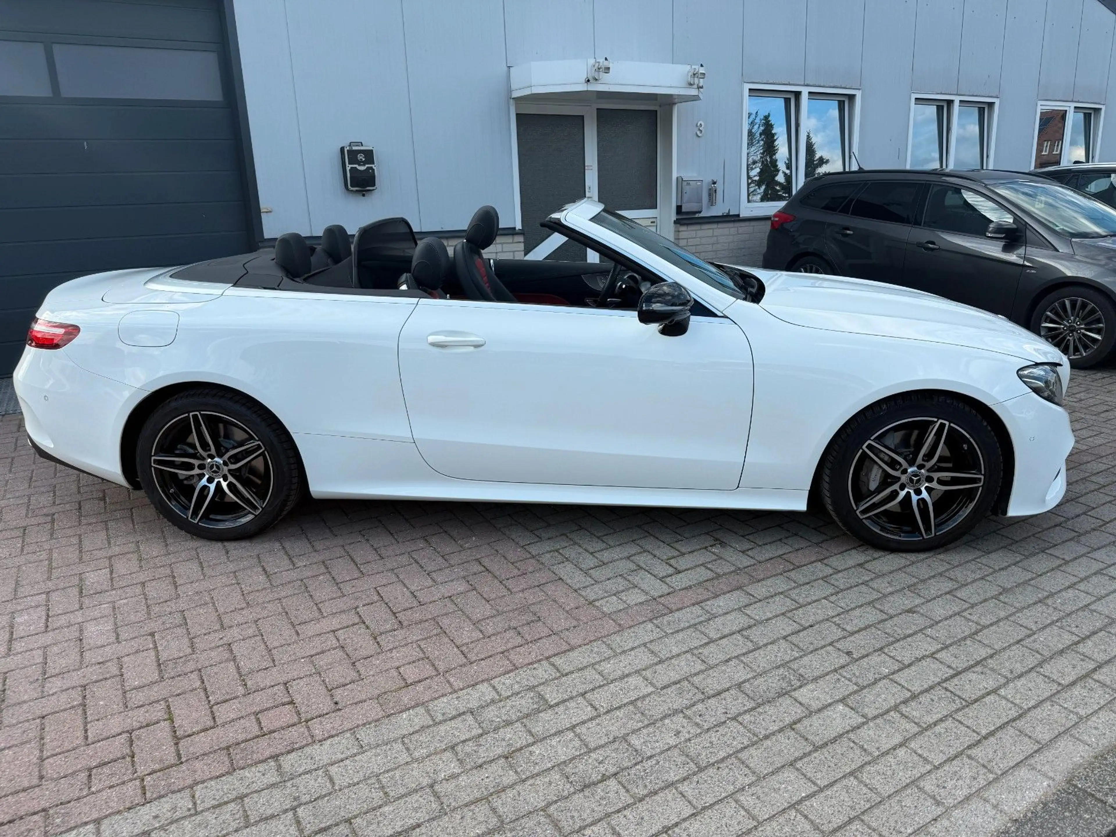 Mercedes-Benz E 450 Cabrio E 450 4Matic AMG — photo 7