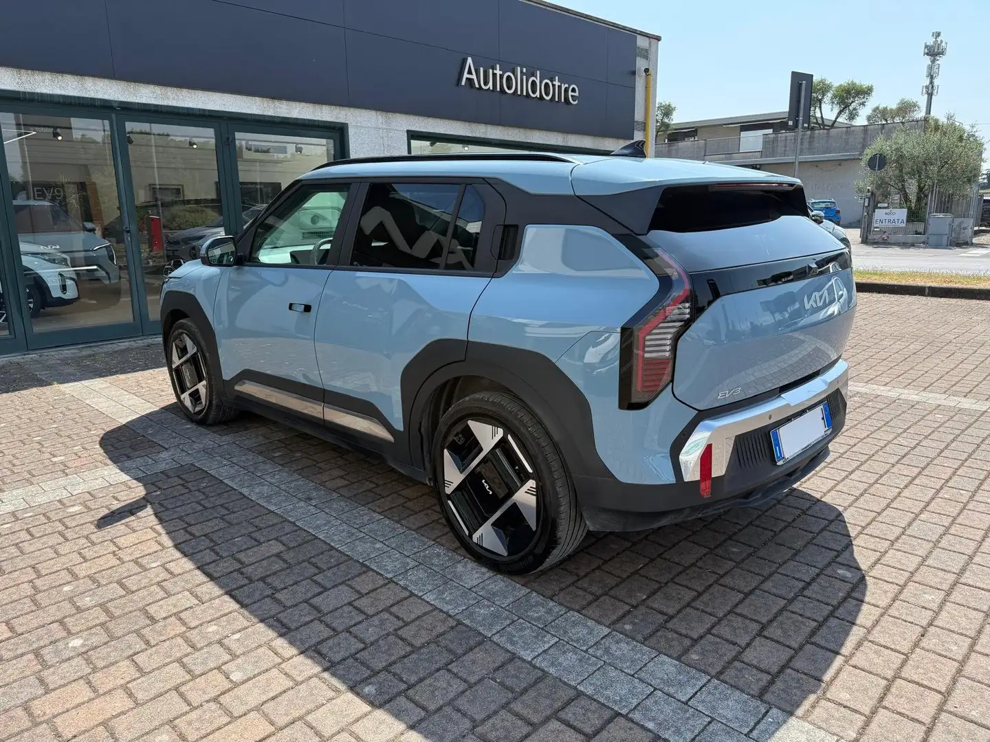 Kia EV3 EV3 81,4 kWh Earth Blu/Azzurro - 2