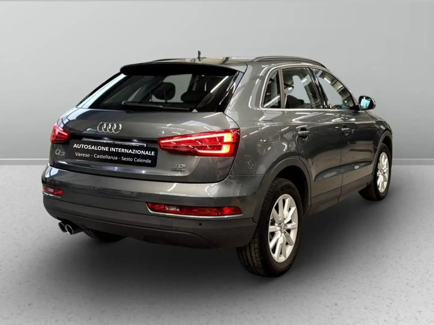 Audi Q3 2.0 tdi Business quattro 150cv Grigio - 2