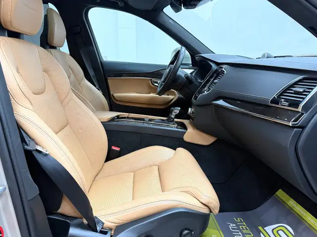 Volvo XC90 view 13