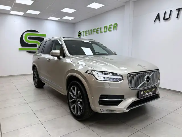 Volvo XC90 main image