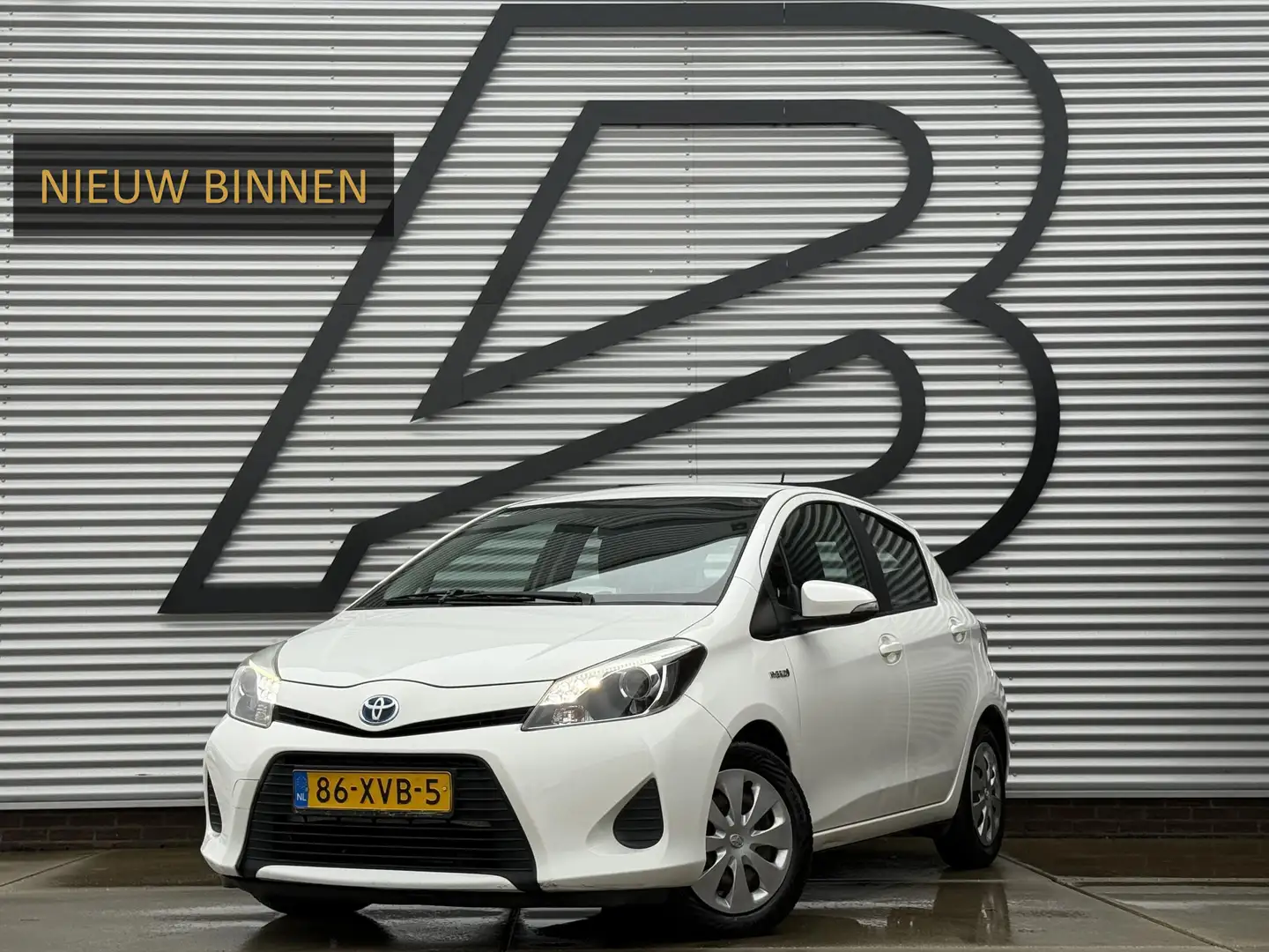 Toyota Yaris 1.5 Full Hybrid Aspiration 2e Eigenaar,Camera,Navi Blanc - 1