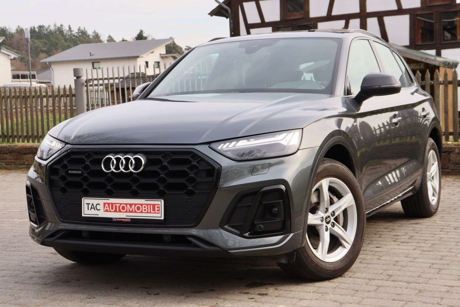 Second hand Audi Q5 3.0
