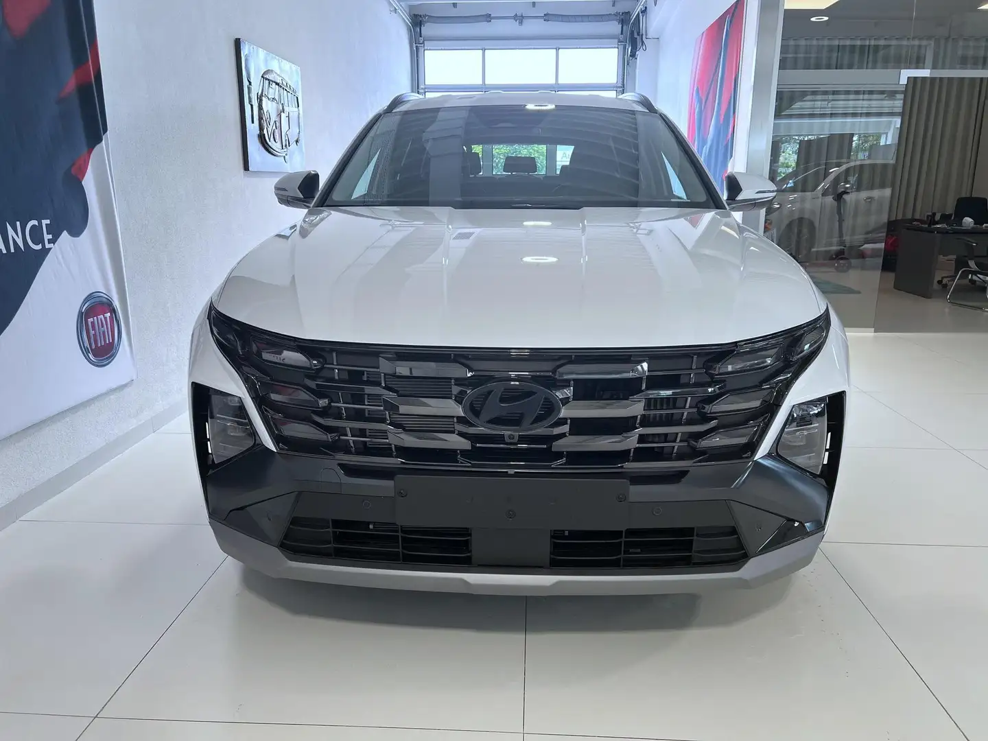 Hyundai TUCSON Tucson GO! PLUS 1.6 T-GDI Hybrid 5 Jahre Garantie Bianco - 2