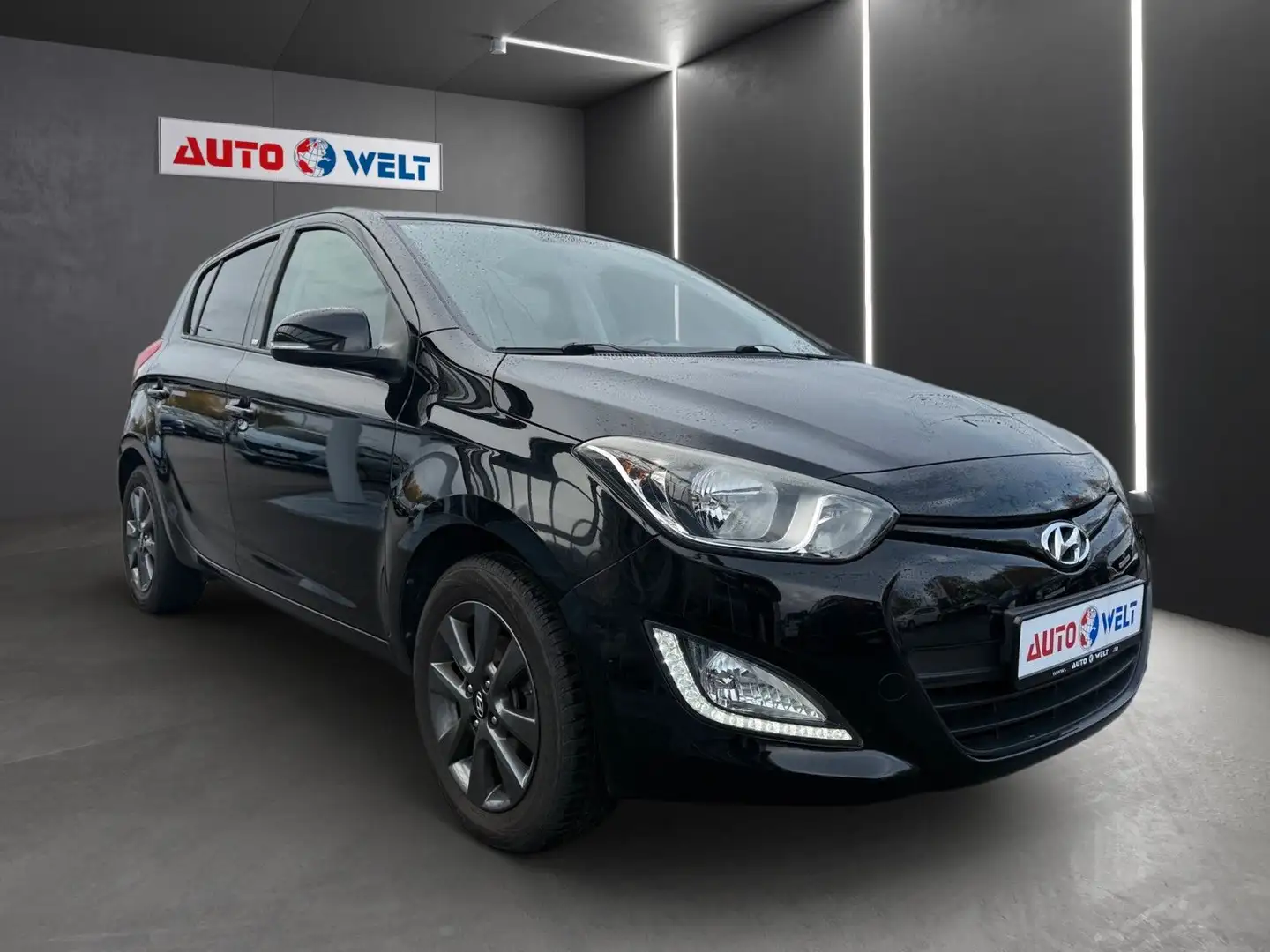 Hyundai i20 Classic Schwarz - 2