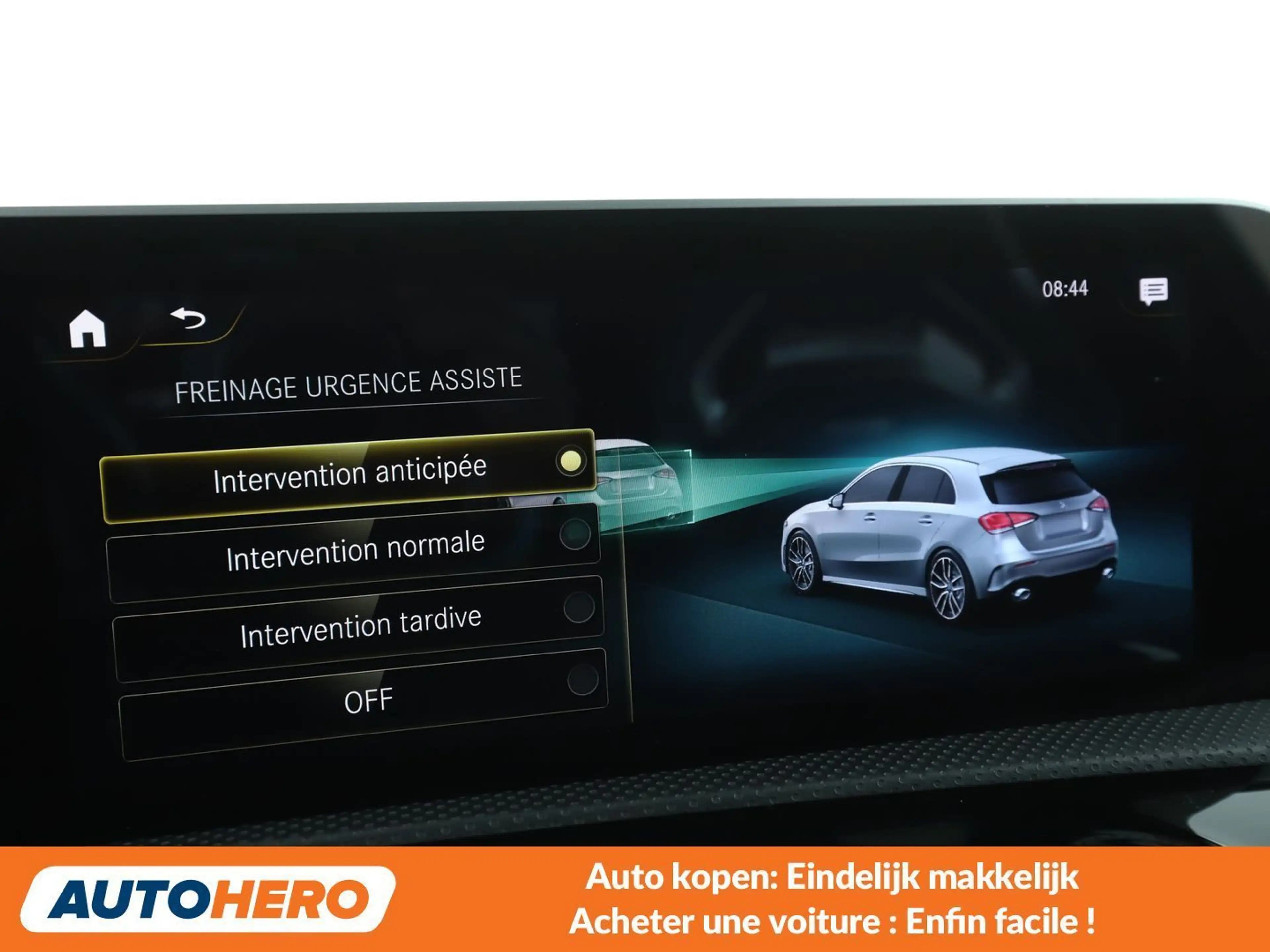Mercedes-Benz A 35 AMG A 35 AMG 4Matic — photo 13