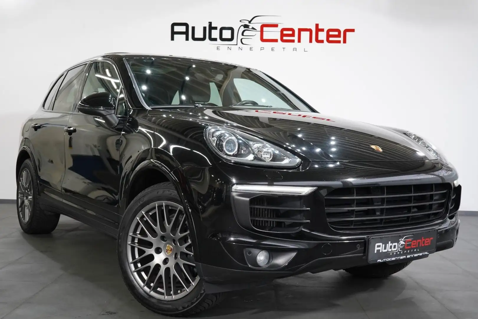 Porsche Cayenne Diesel Platinum Edition *Pano*Kamera* Schwarz - 2