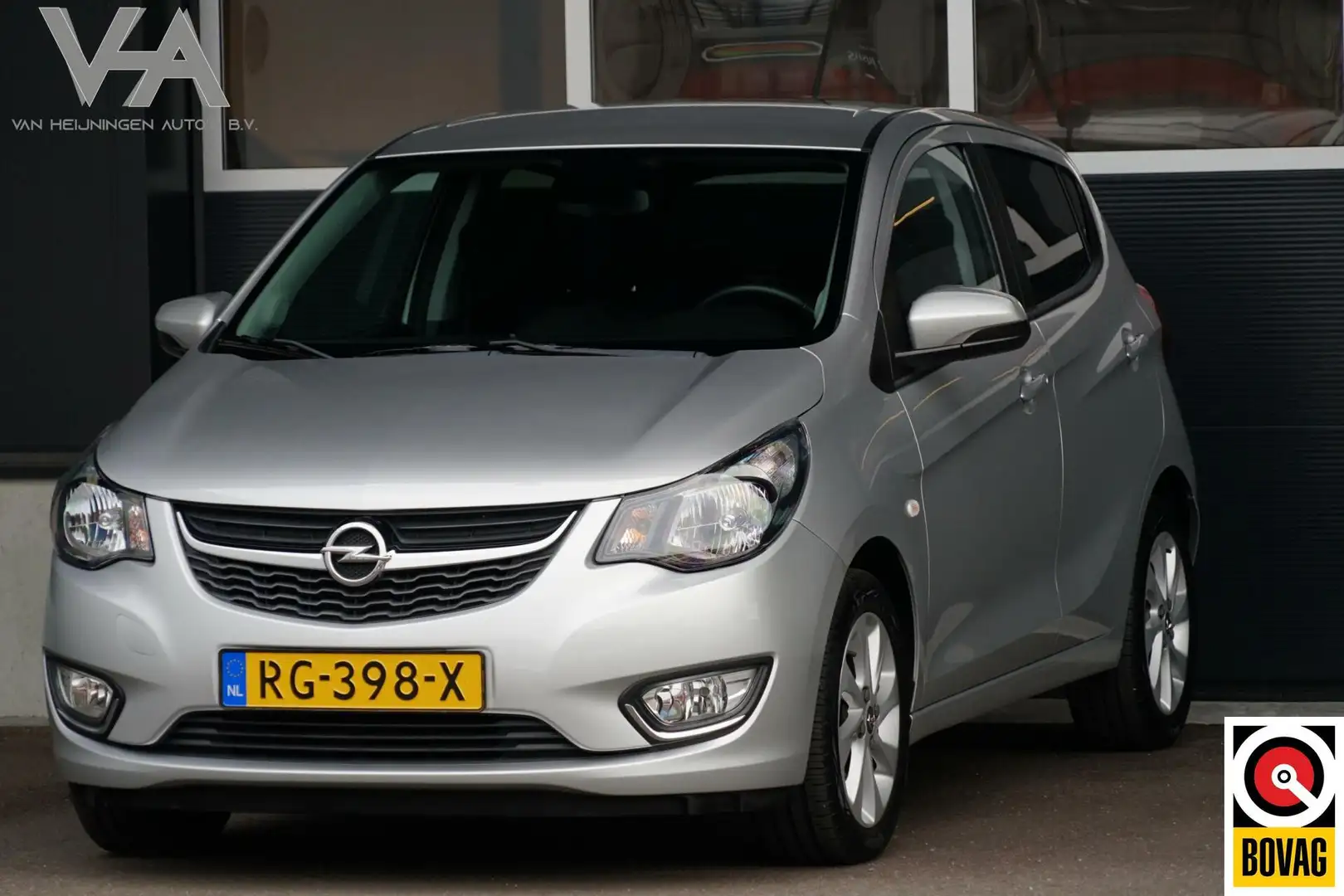 Opel Karl 1.0 ecoFLEX Innovation, CarPlay, clima, PDC, cruis Grijs - 1