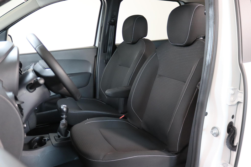 Dacia Lodgy 1.3 TCe Comfort 7-Persoons Cruise Control, Navigat — photo 4