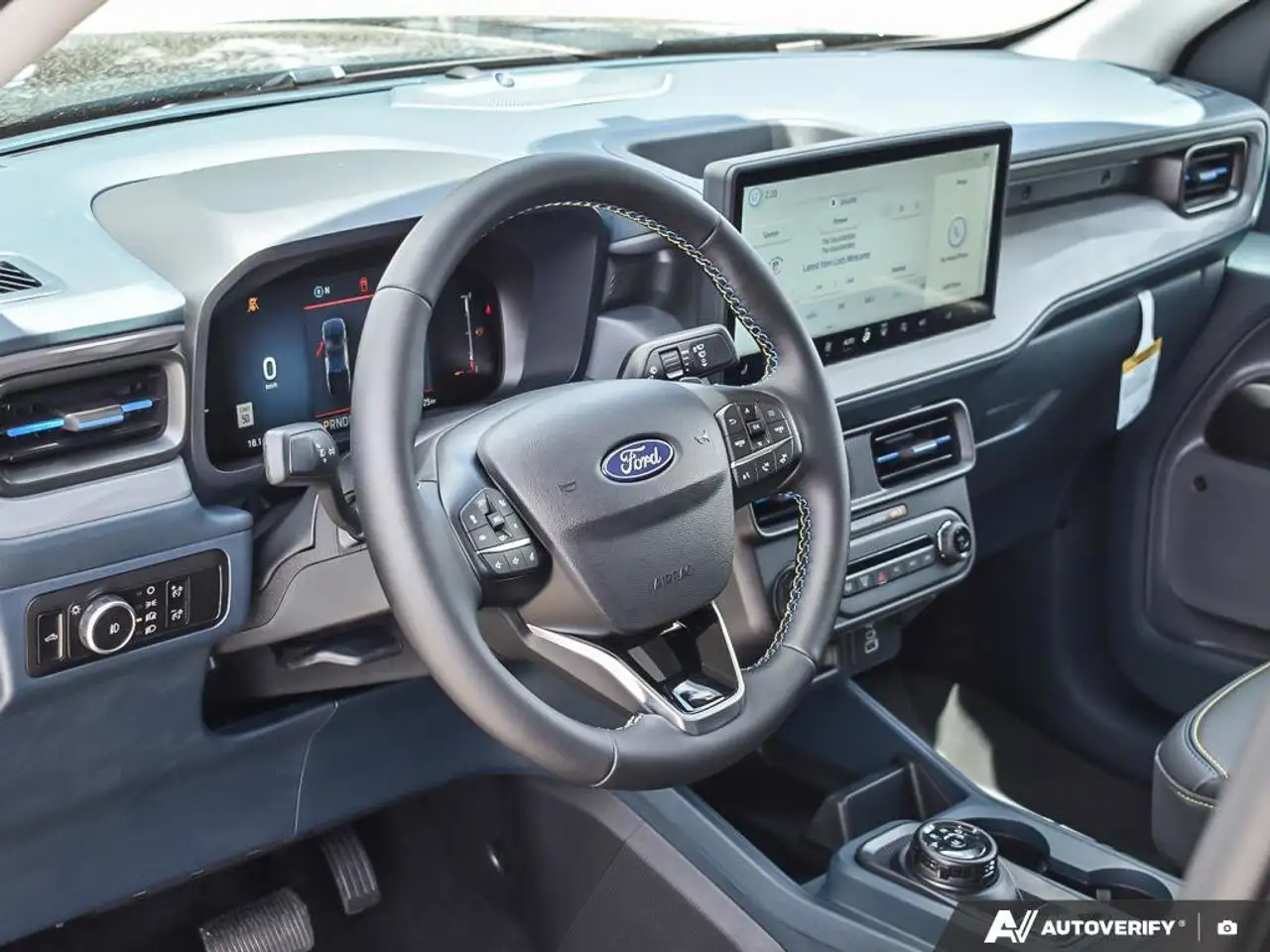 Ford Maverick снимка Ford Maverick