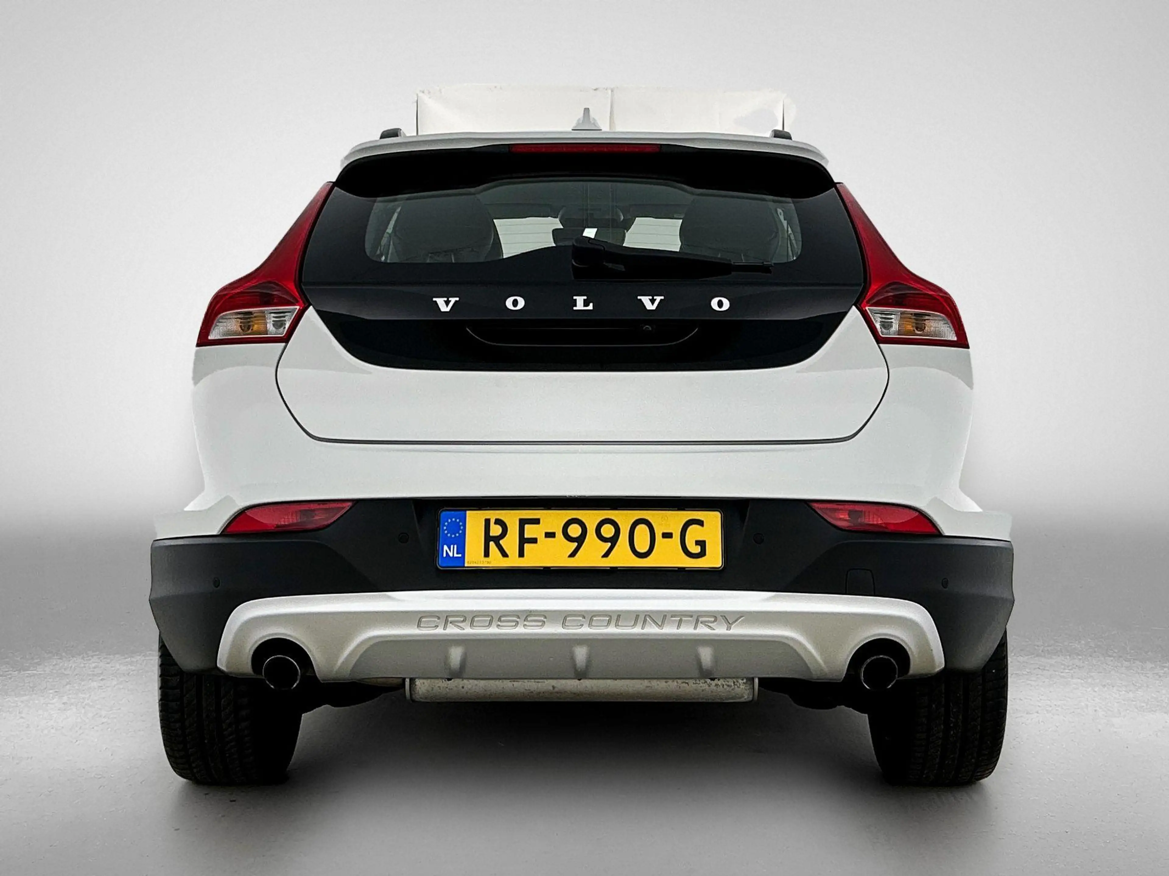 Volvo V40 Cross Country 1.5 T3 Nordic+ — photo 3