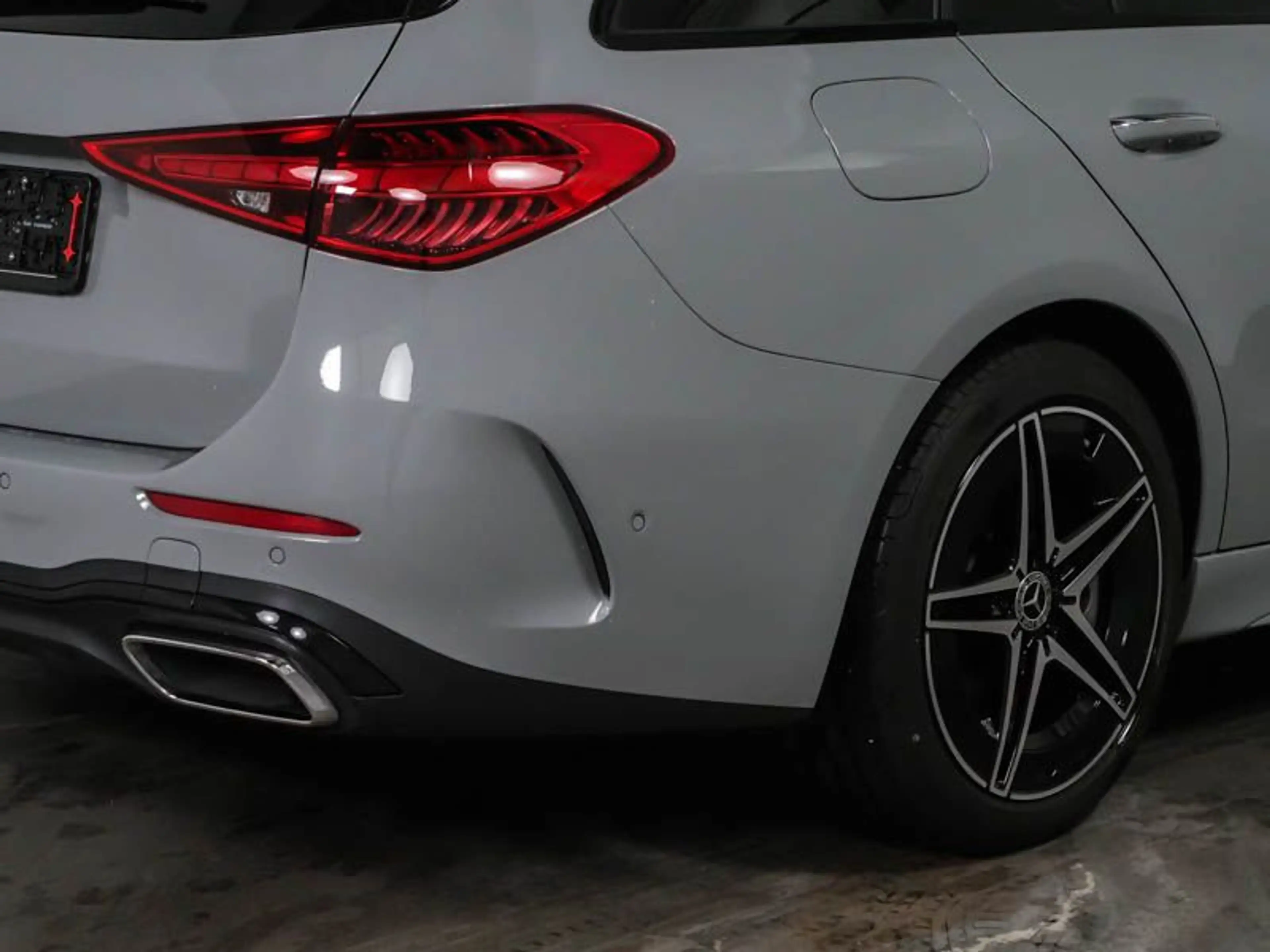 Mercedes-Benz C 300 de T AMG PREMIUM PLUS PANO SD HUD AHK — photo 5