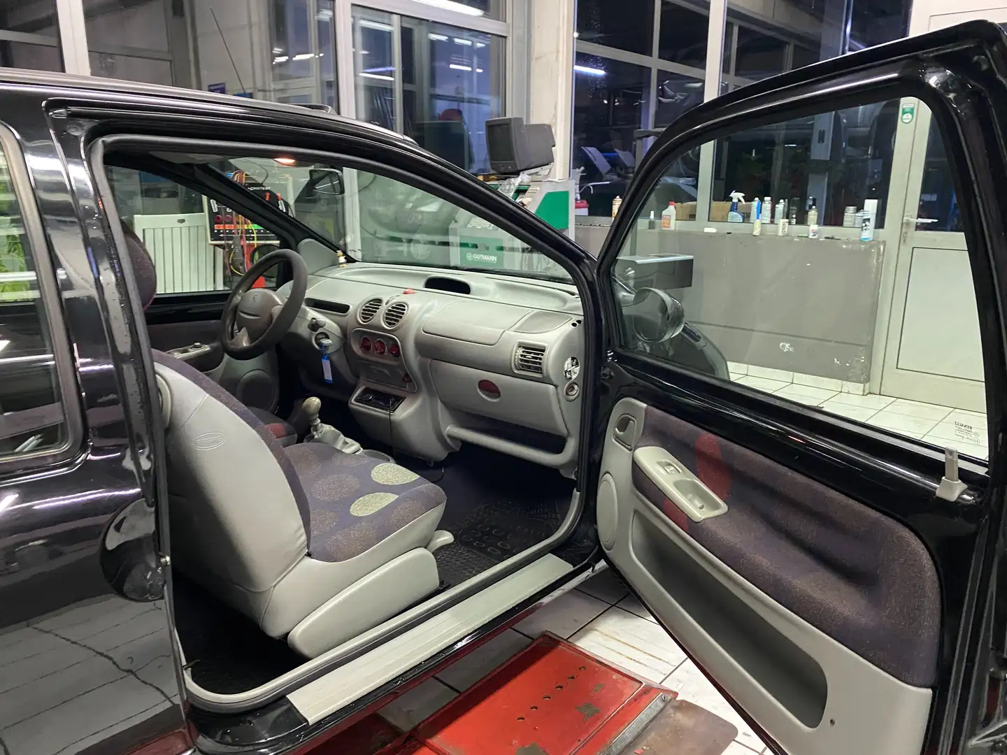 Renault Twingo 1.2 Authentique,Falt-Dach, Winter+Sommer-Reifen Schwarz - 2