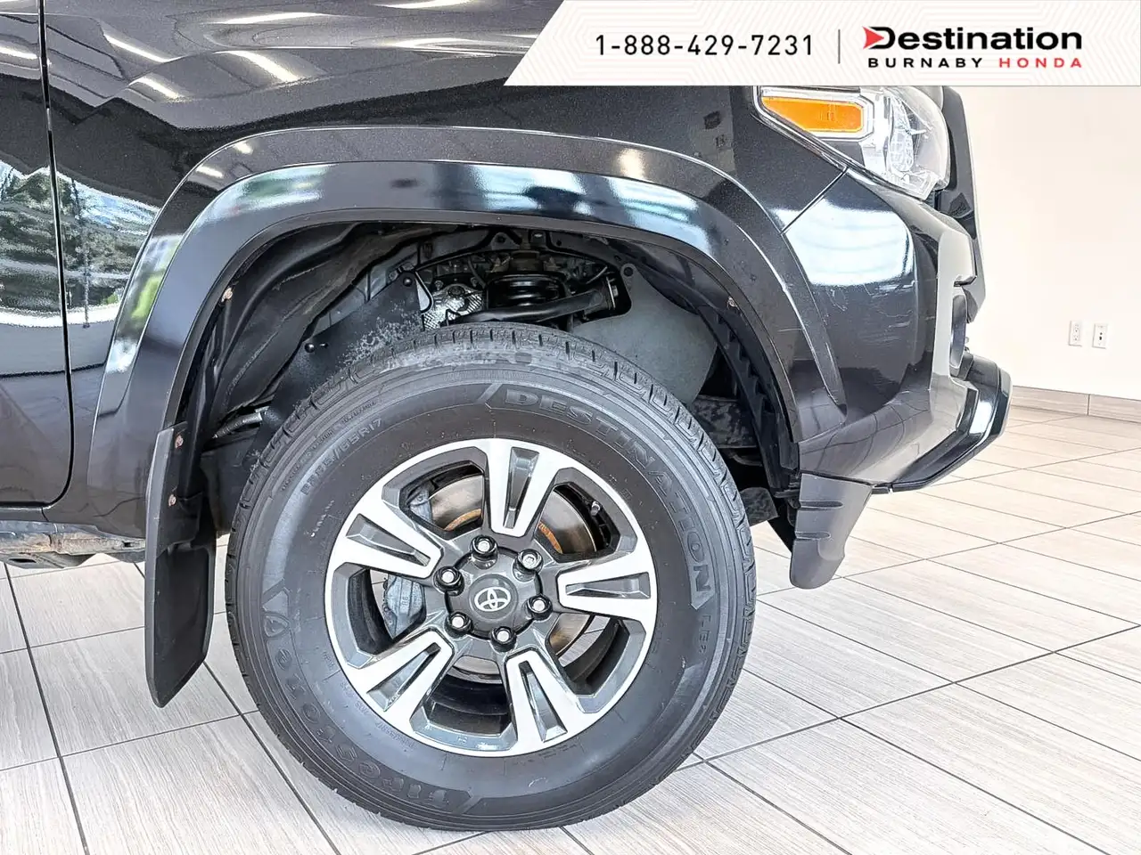 Toyota Tacoma снимка Toyota Tacoma