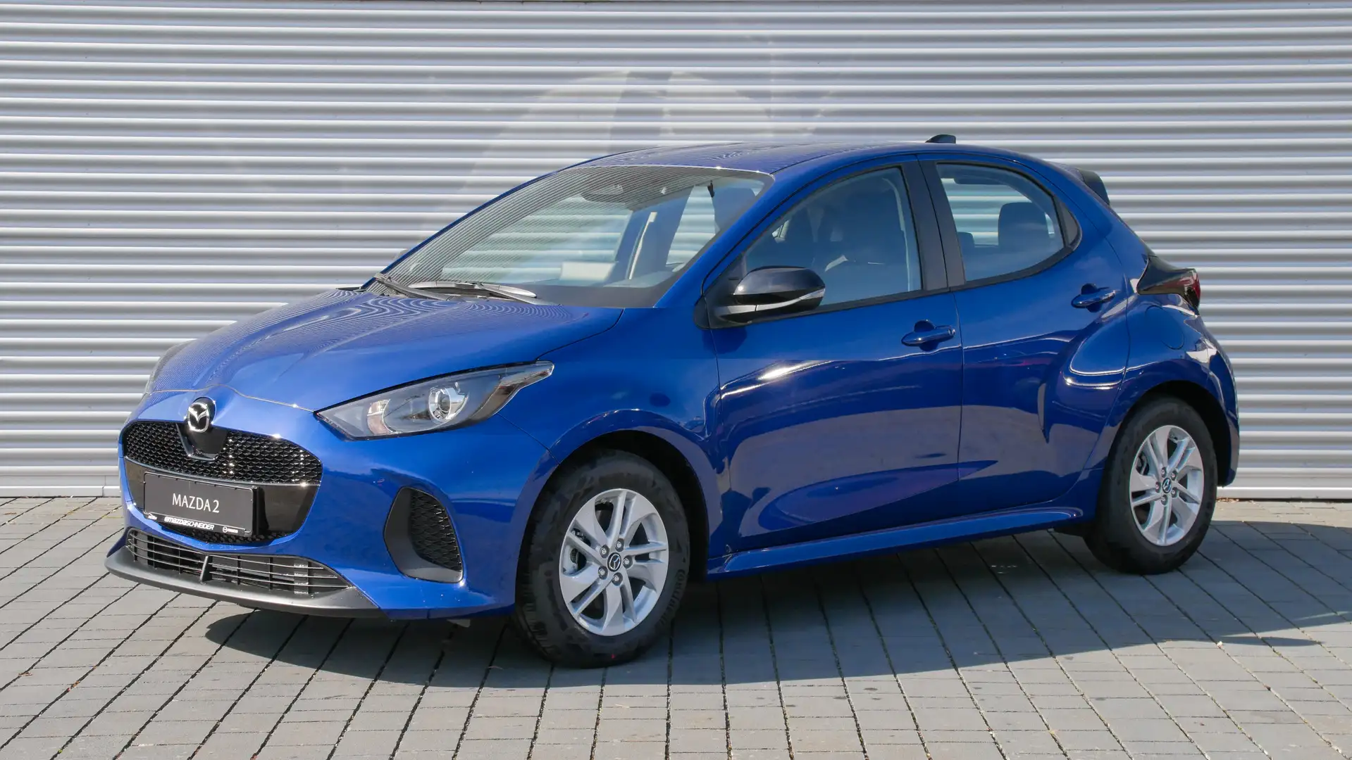 Mazda 2 Hybrid 2024 1.5 VVT-i 116 PS CENTRE-LINE Blau - 1