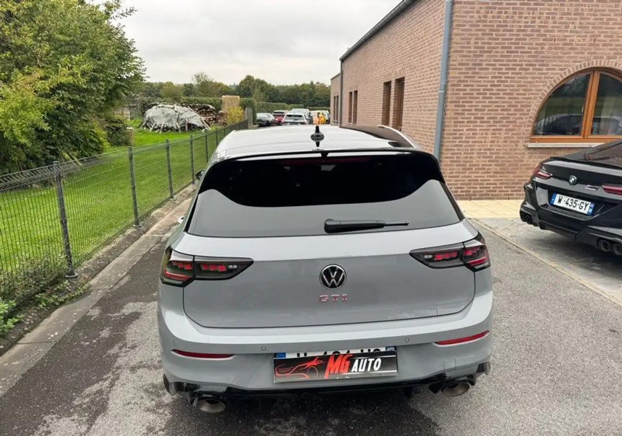 Volkswagen Golf GTI — photo 10