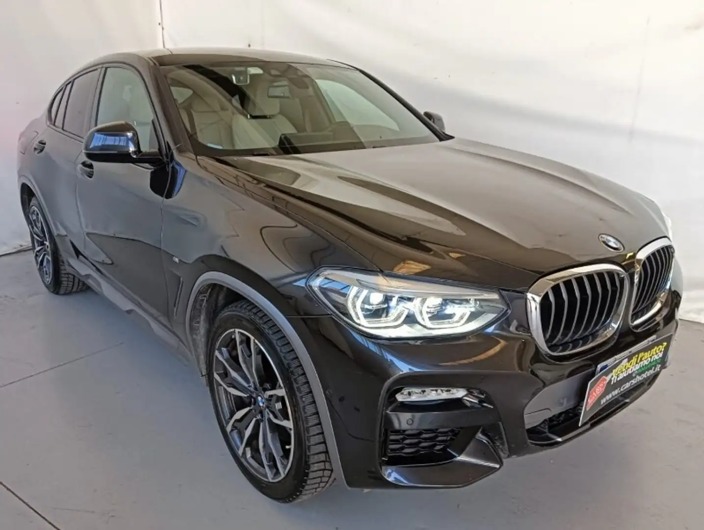 BMW X4 xDrive20d Msport-X UNI.PRO. BMW SERICE Fekete - 2