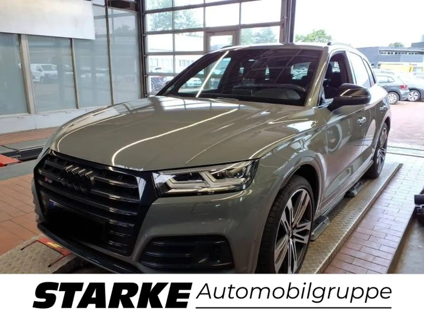 Audi SQ5 3.0 TDI V6 Grau - 1