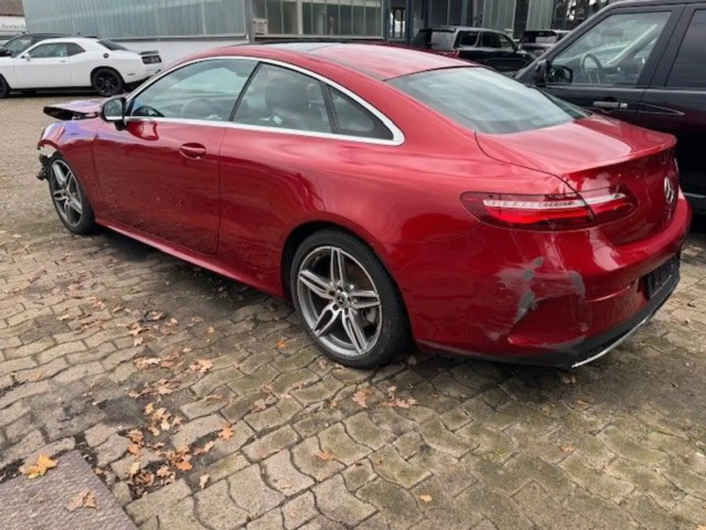 Mercedes-Benz E 350 E -Klasse Coupe E 350 d Rouge - 2