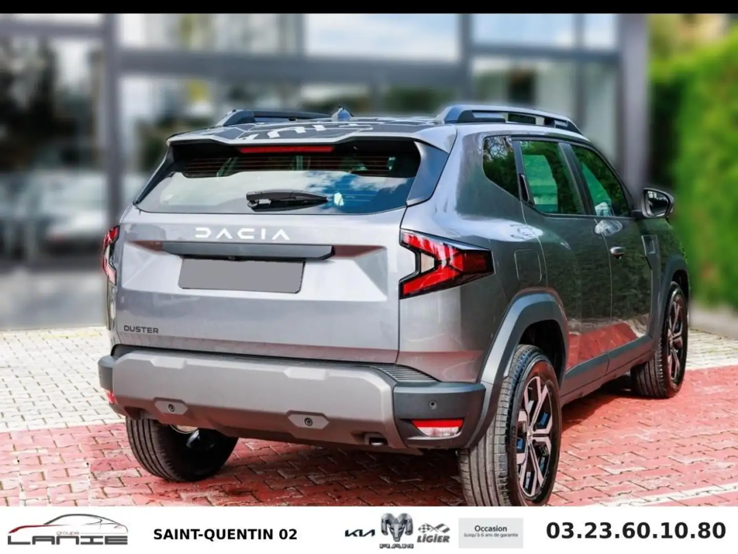 Dacia Duster Mild Hybrid 130 Expression Grijs - 2
