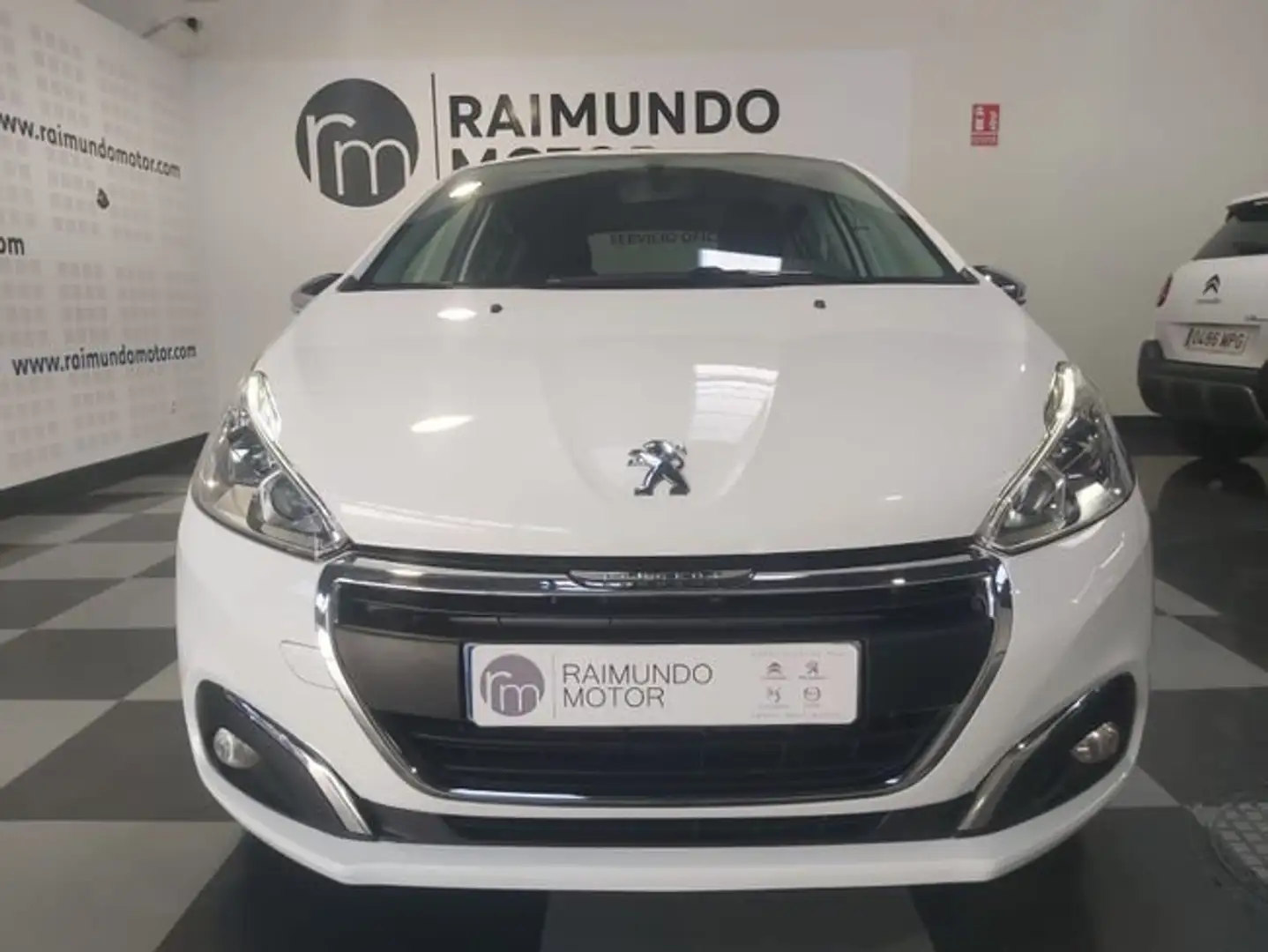 Peugeot 208 3P+STYLE+1.2L+PURETECH+60KW+82CV Blanco - 2