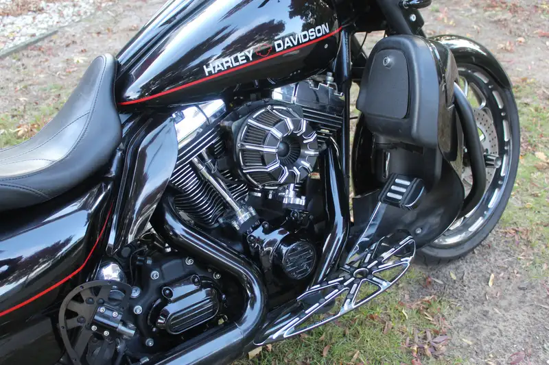 Harley-Davidson Ultra Limited - foto 7