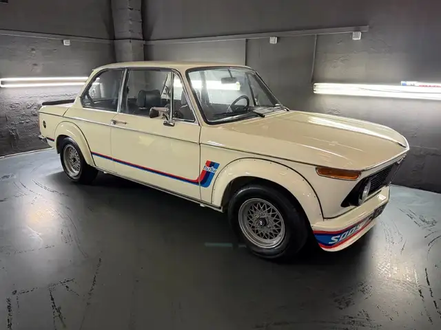 BMW 2002 TURBO
