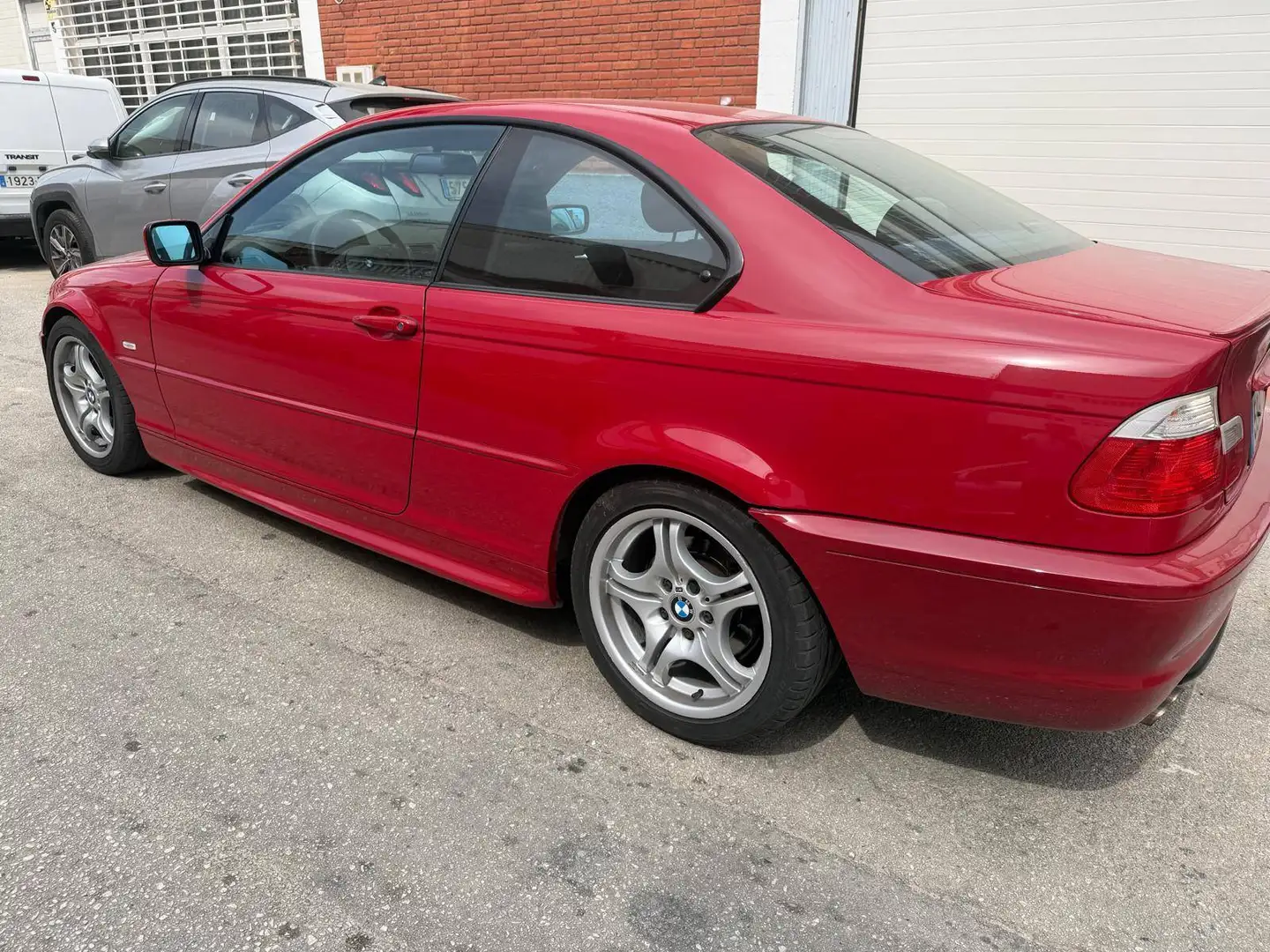BMW 325 325i Coupé Aut. Rojo - 2