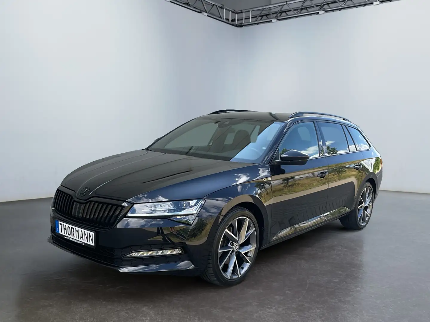 Skoda Superb Combi Sportline 2.0 TDI Matrix 4xSHZ ACC Schwarz - 2
