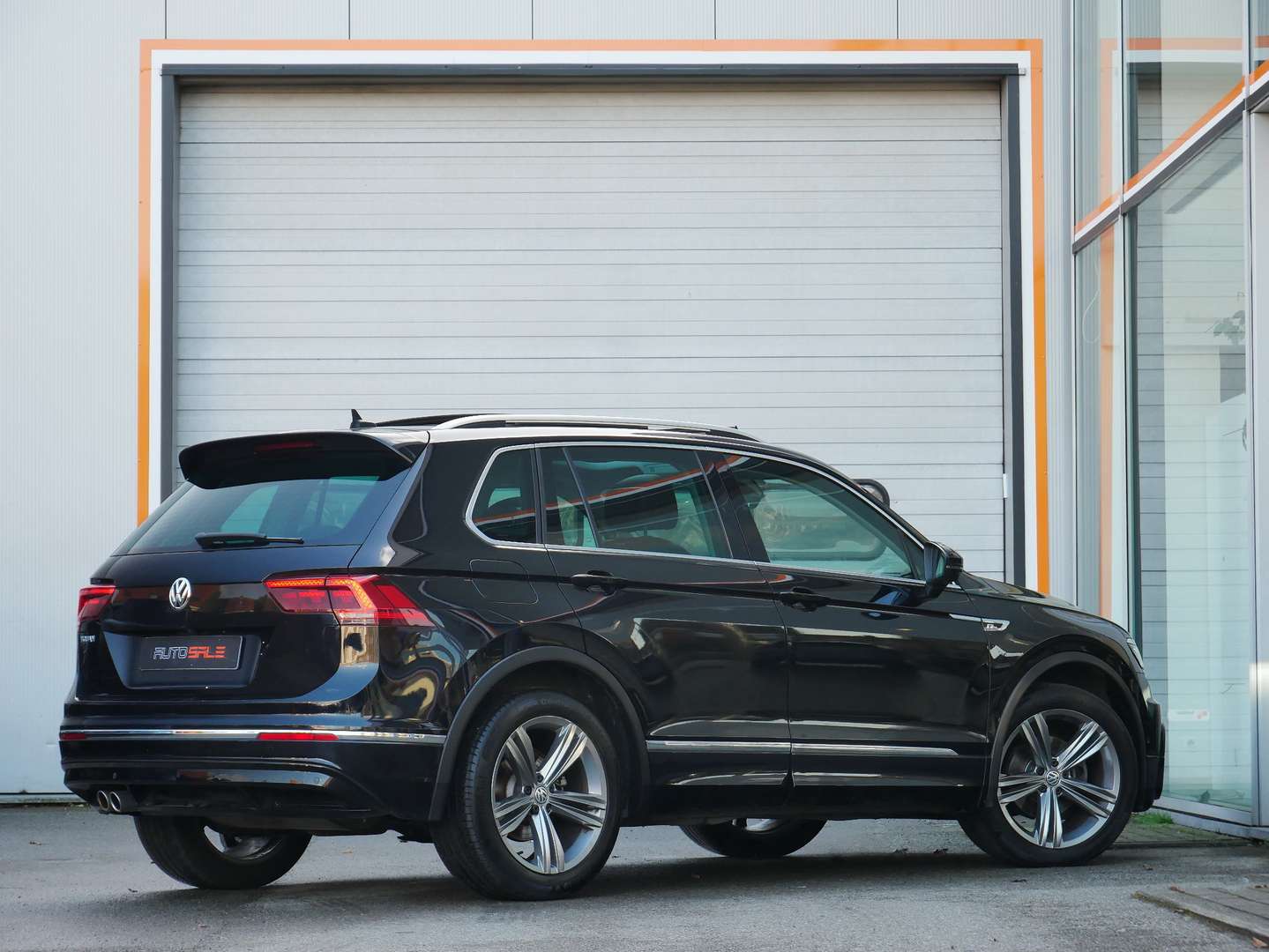 Volkswagen TIGUAN R-Line -  - Joinsteer - #2