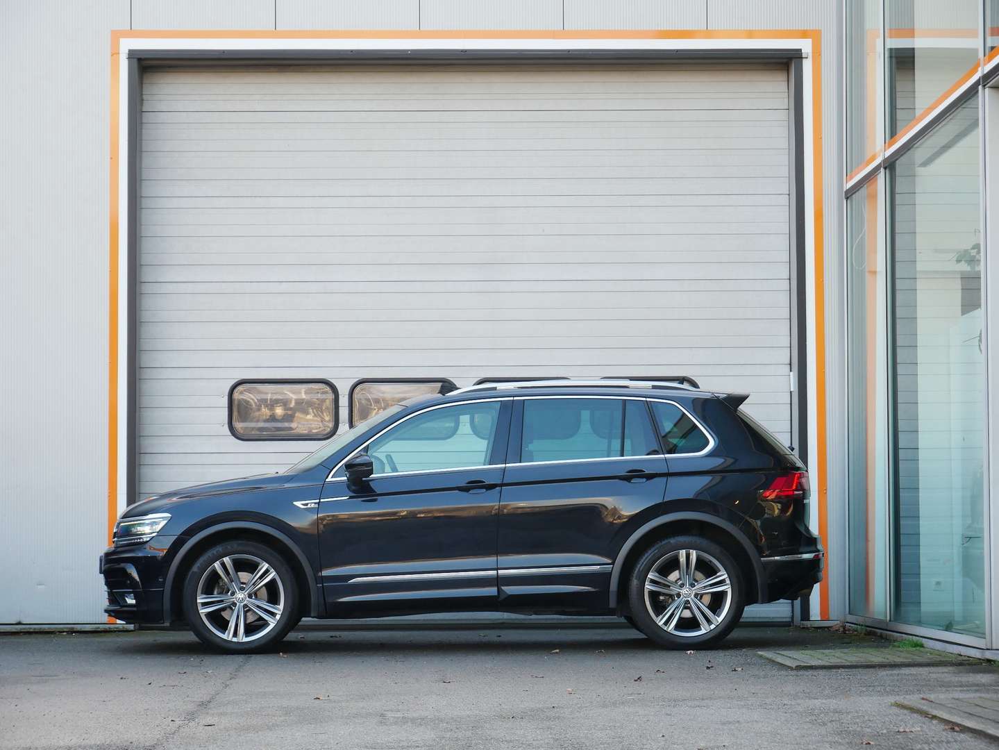 Volkswagen TIGUAN R-Line -  - Joinsteer - #4