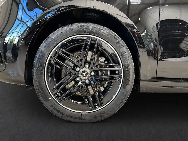 Mercedes-Benz V 300 view 7