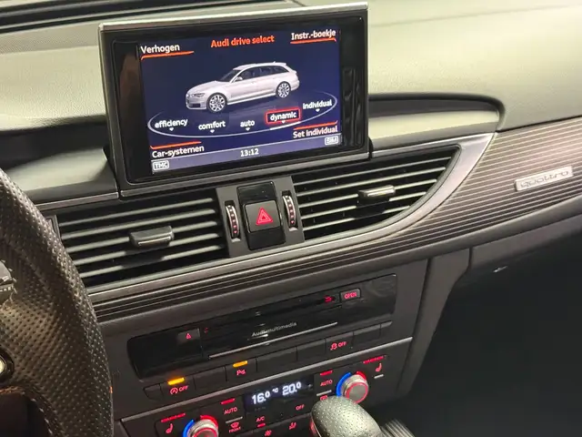 Audi A6 view 29