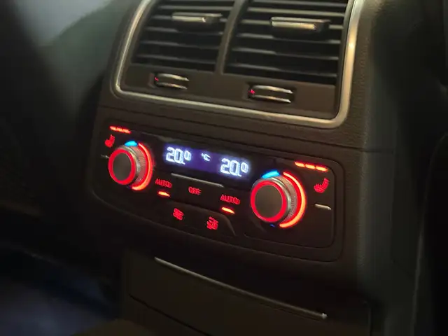 Audi A6 view 15