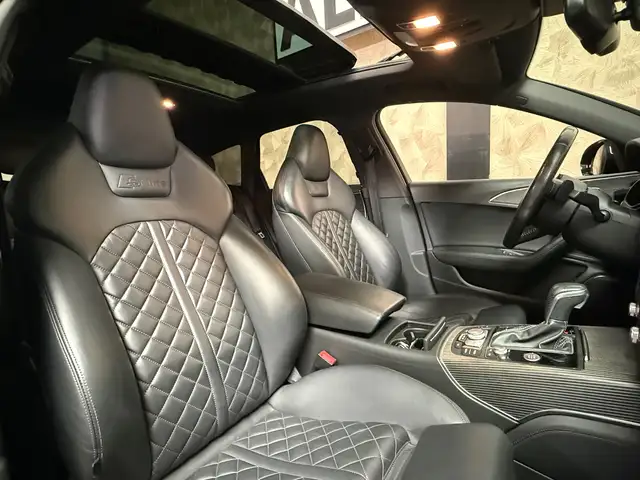 Audi A6 view 12