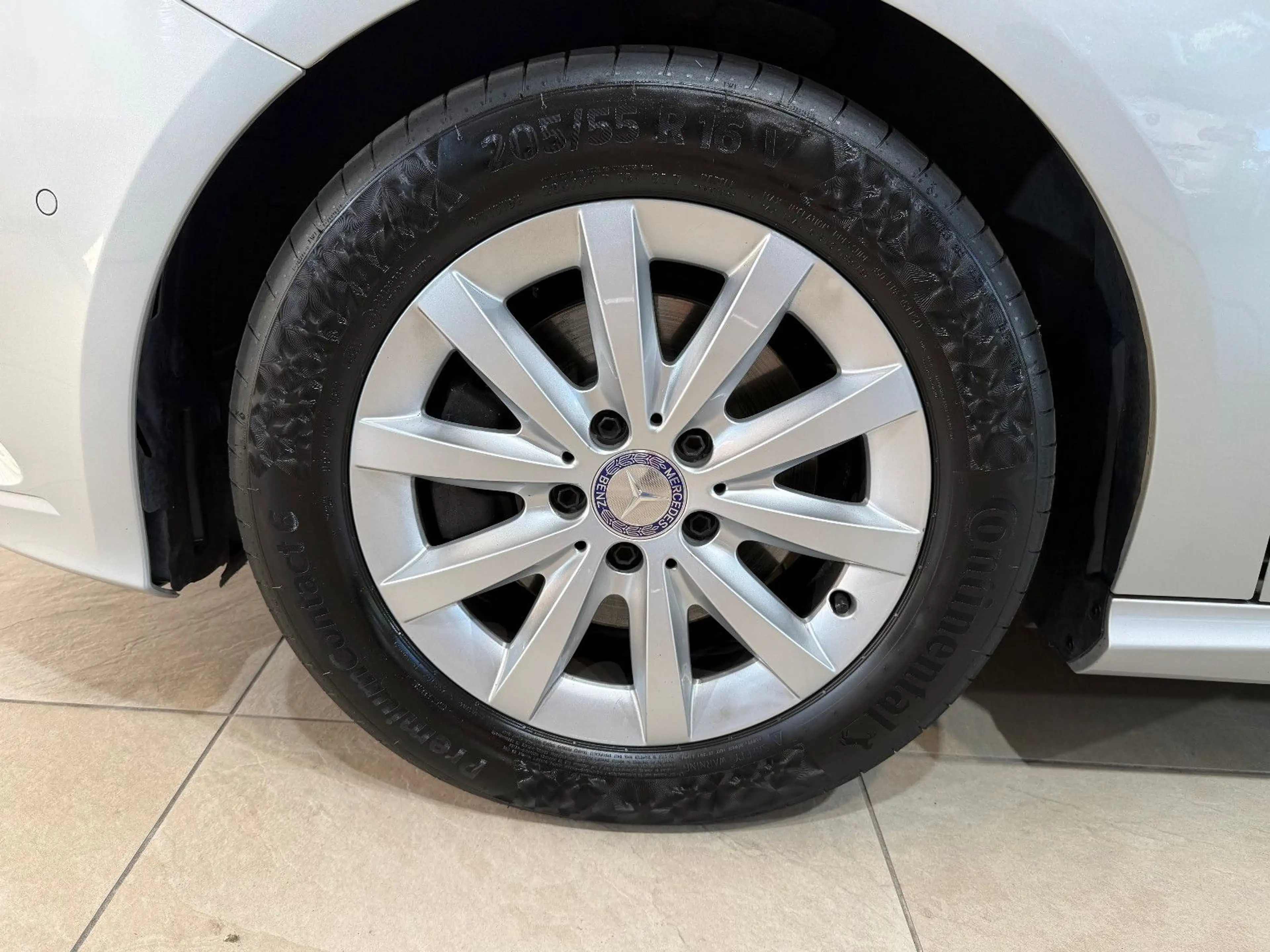 Mercedes-Benz B 200 *SCHECKHEFT+SR/WR+NAVI+TEMPOMAT+SENSOREN* — photo 15