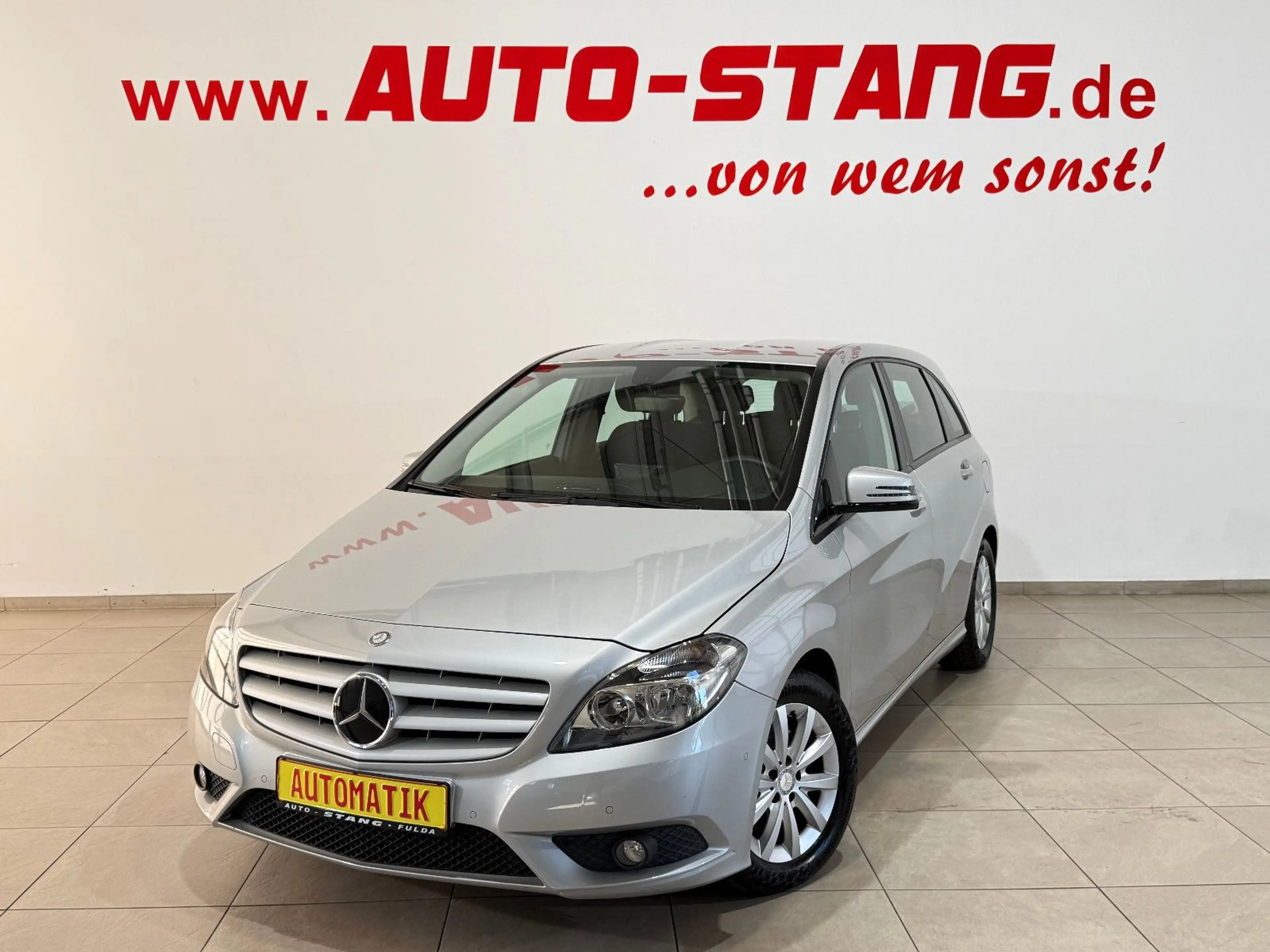 Mercedes-Benz B 200 *SCHECKHEFT+SR/WR+NAVI+TEMPOMAT+SENSOREN* — photo 2