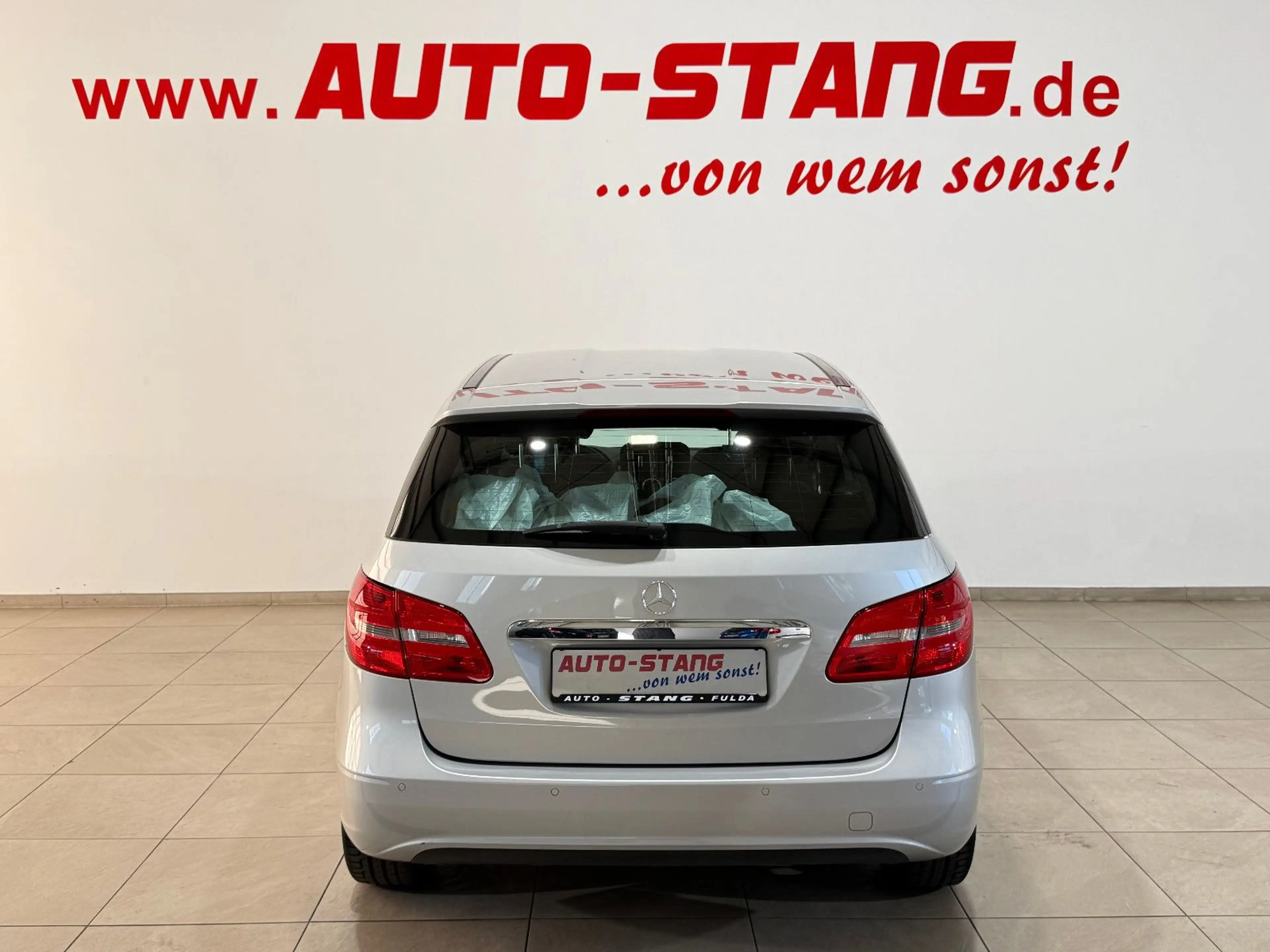 Mercedes-Benz B 200 *SCHECKHEFT+SR/WR+NAVI+TEMPOMAT+SENSOREN* — photo 6