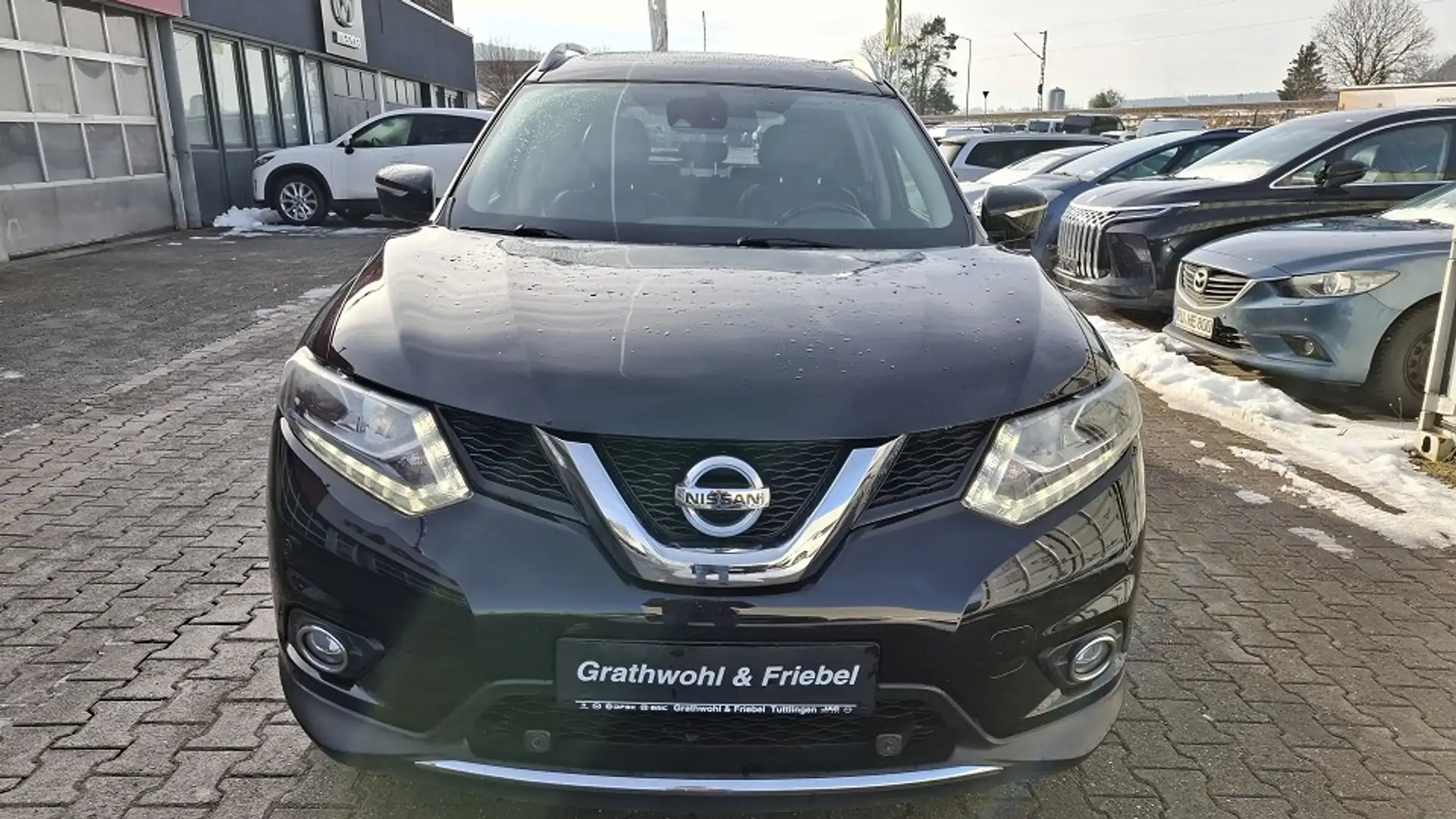 Nissan X-Trail 2.0 dCi AT 4x4 Tekna*7-SITZER*AHK Schwarz - 2