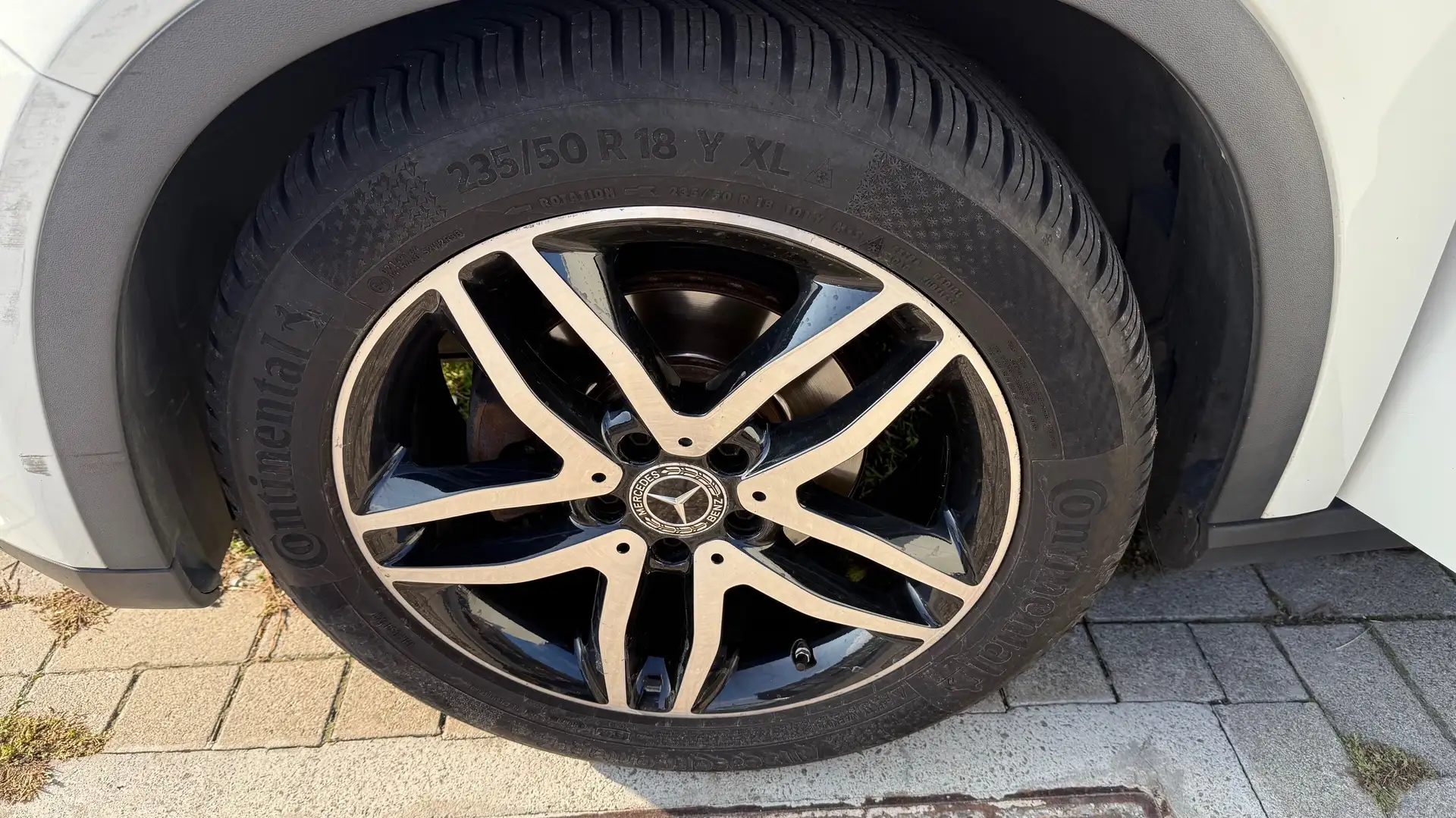 Mercedes-Benz GLA 180 GLA 180 d Zilver - 2